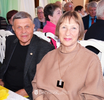  Александр Вячеславович и Елена Николаевна Забелло