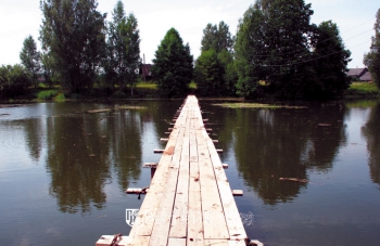 Существующий мост через реку Еловицу