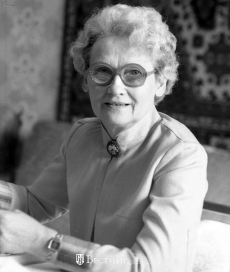 «Наша любимая Зинн-Санна»