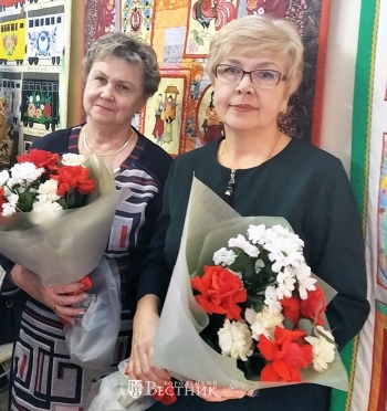 Мастерицы &laquo;Параскевы&raquo; В.А. Петрова и Л.В. Лохова на закрытии выставки