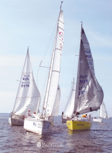 Городец крылат парусами