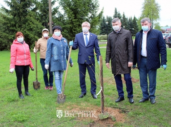 Цвети, &laquo;Сад памяти&raquo;! (фотогалерея)