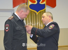 С честью несут свою службу