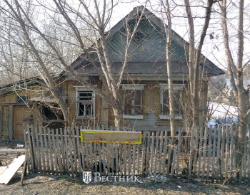 Кто жил в старом доме?