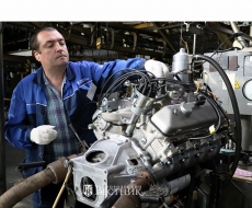 Будущее завода – в надёжных «золотых руках»