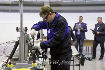 Сергей Злобин: &laquo;Конкурс &laquo;Золотые руки&raquo; вызывает гордость за молодых людей труда&raquo;