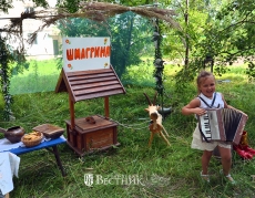 «Улица к улице – с песнями и угощениями!»